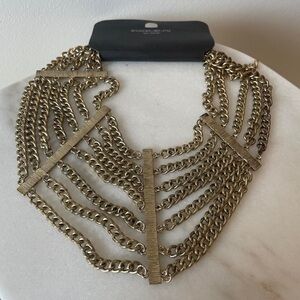 Layered chain necklace in brassy‎  colour